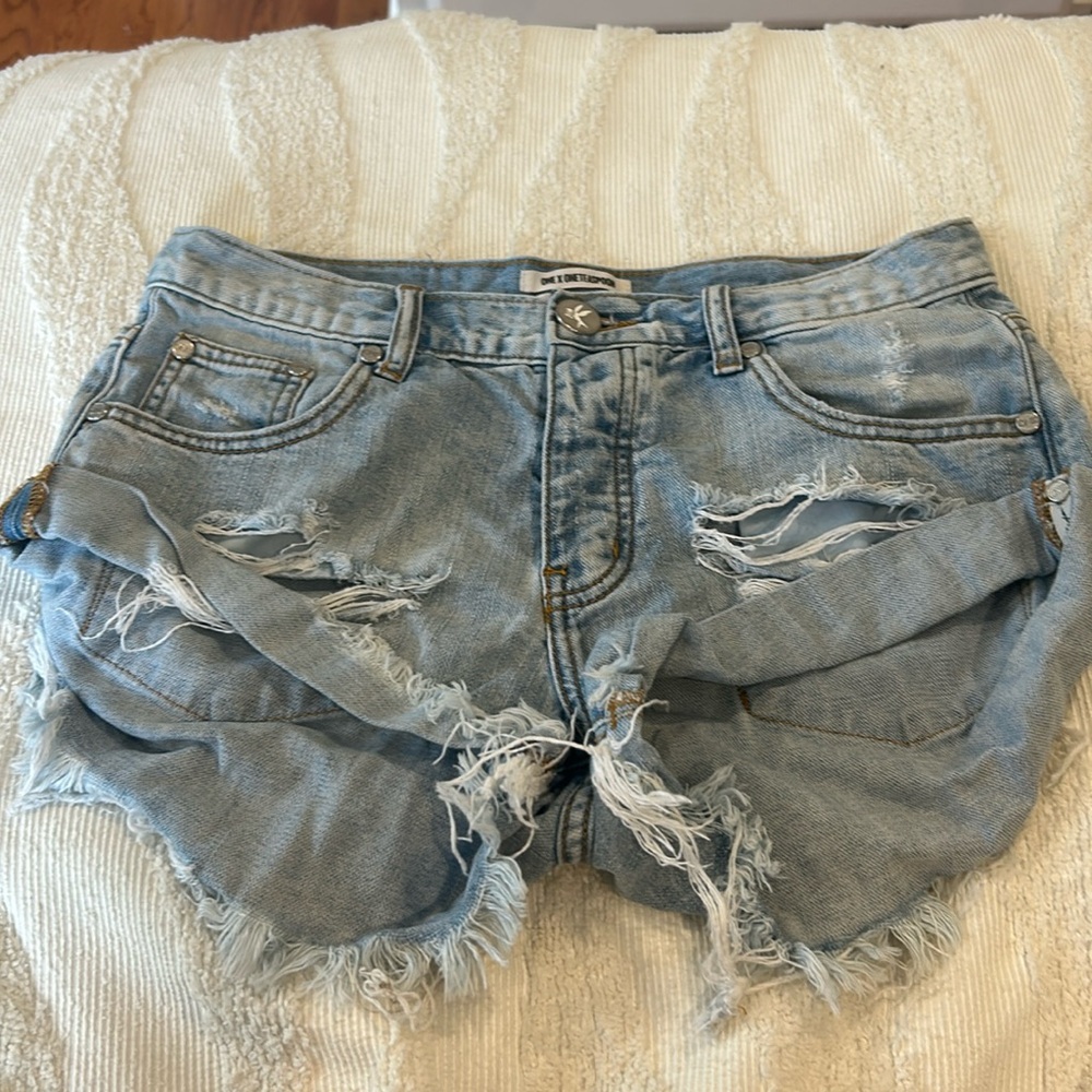 ONE teaspoon Ripped Jean Shorts